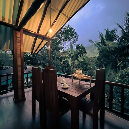 Haven Harbour Hotel Ella Bagian luar foto